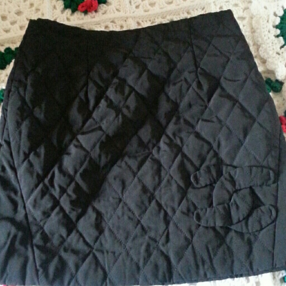 COPY - Sale Quilted Black Skirt Sz Sm Coco Styled